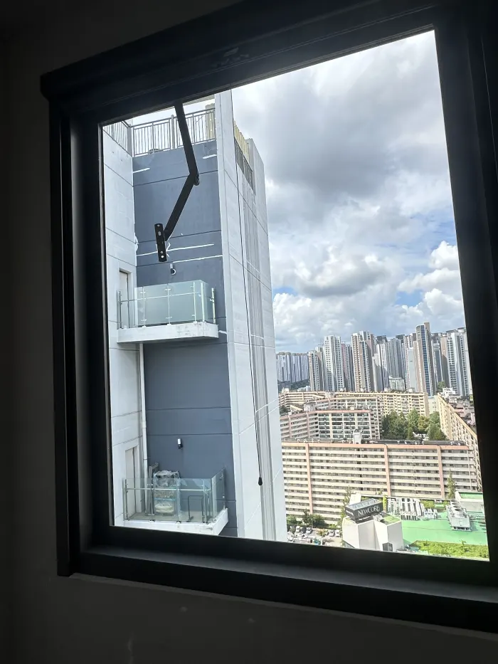 캐시먼트창문 암대 보수